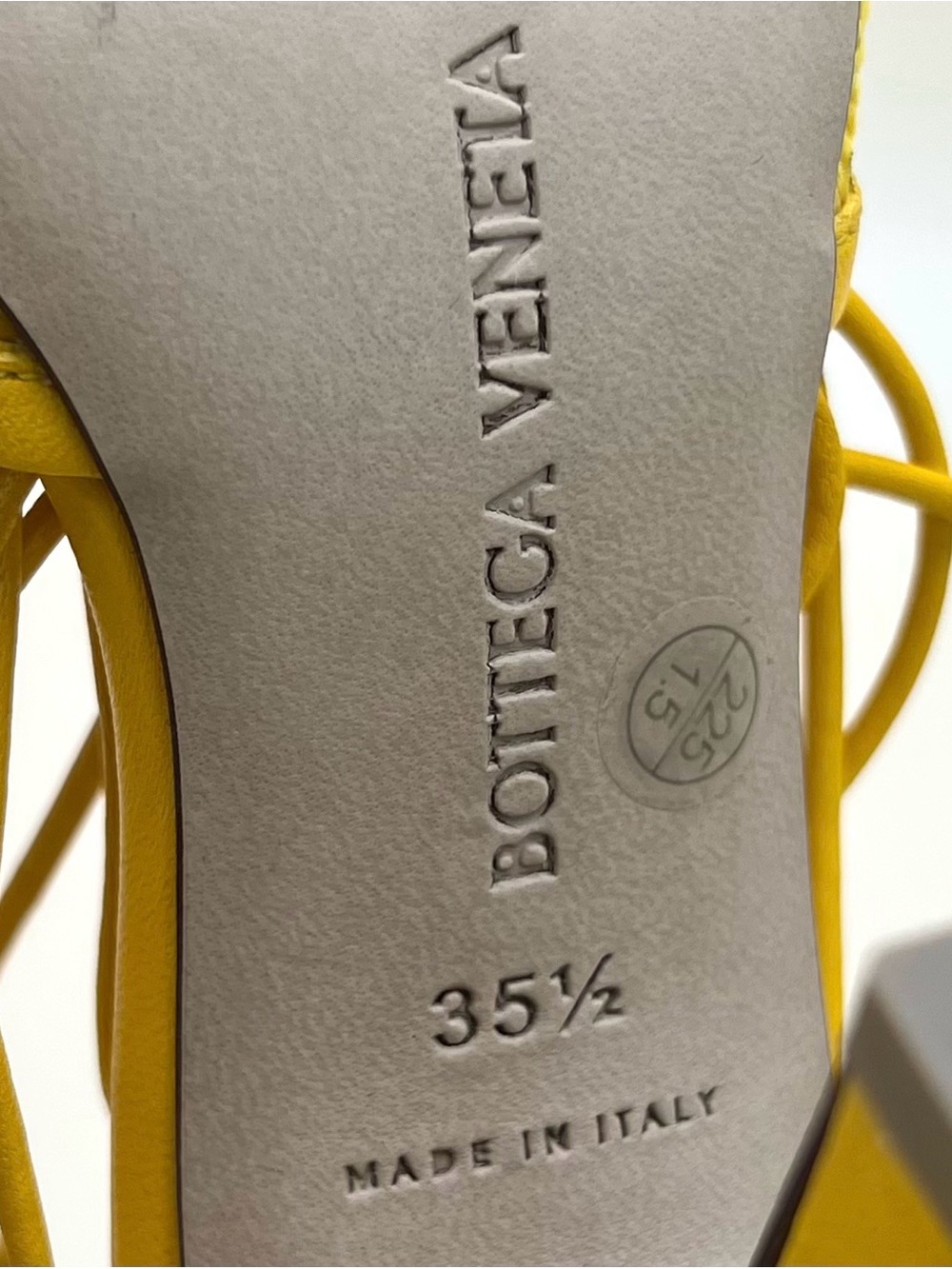 🚩steal Bottega Veneta Yellow Lace-Up Mesh Heels - Picture 6 of 6